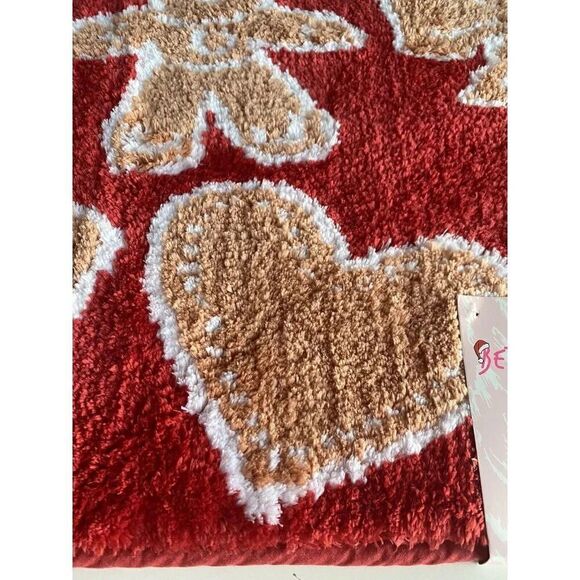 BETSEY JOHNSON Gingerbread Christmas NOVELTY BATH MAT Non Slip 20” X 30” NEW - Picture 8 of 16